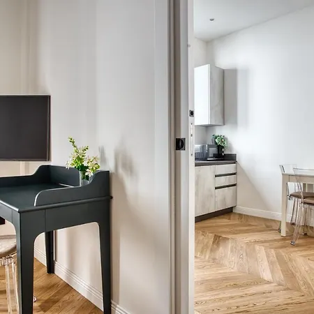 Apartamento Joivy Stunning Flat With Balcony Milão