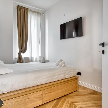Joivy Stunning Flat With Balcony Apartment *