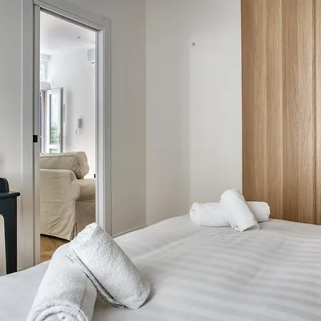 Joivy Stunning Flat With Balcony * Milão