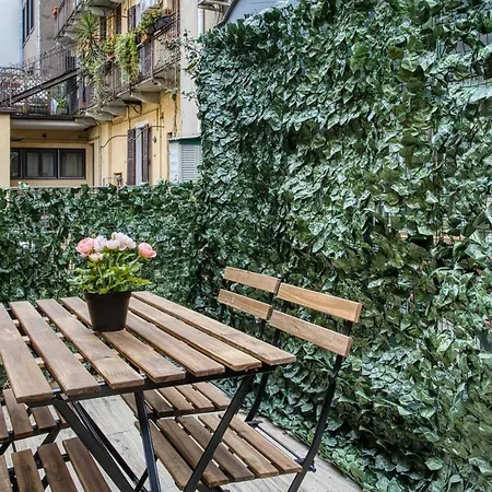 Joivy Stunning Flat With Balcony Milão