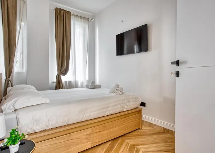 Joivy Stunning Flat With Balcony Apartment *